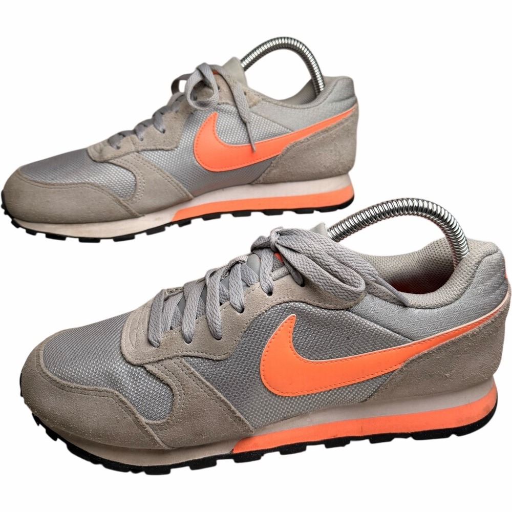 Nike MD Runner 2 Womens 9 Gray Mango Peach Waffle Sole‎ Sneakers Retro Running